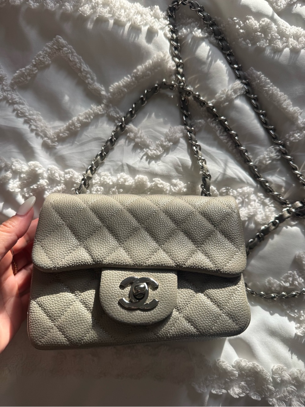 Mini flap
